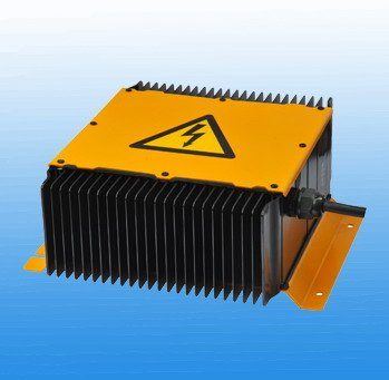 DC converter for electric vehicles and other high voltage input applications